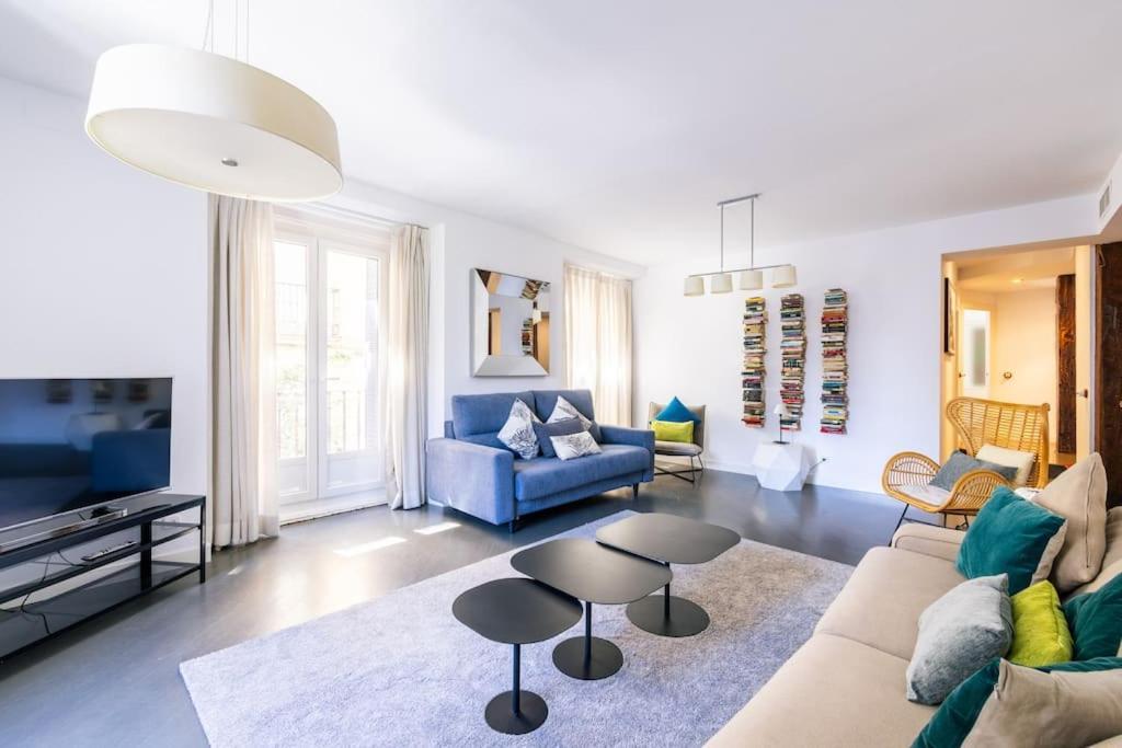 Apartamento Amazing Flat 5 Balconies In Chueca - Gran Via Madrid Exterior foto