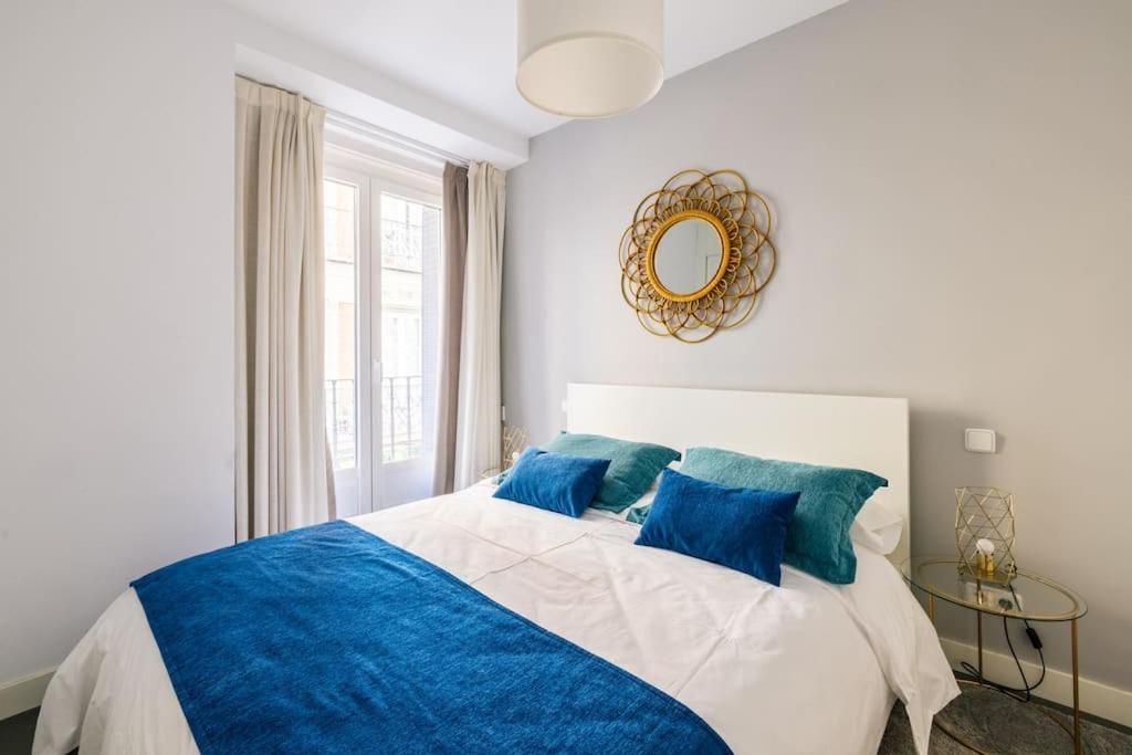 Apartamento Amazing Flat 5 Balconies In Chueca - Gran Via Madrid Exterior foto